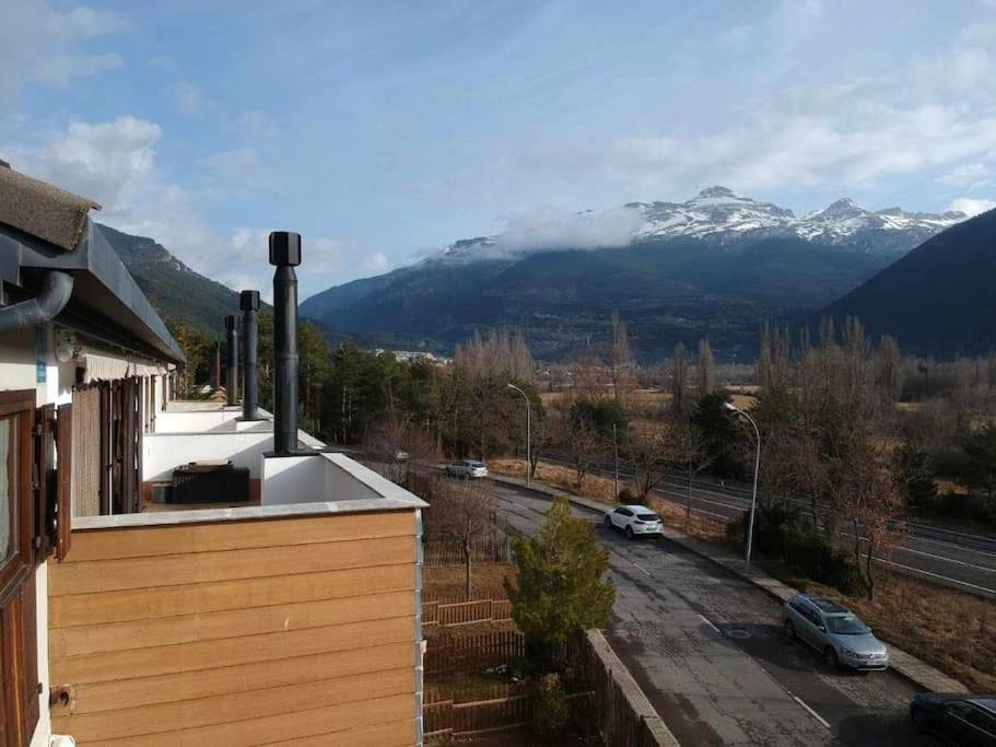Casa Nora Villanúa Dış mekan fotoğraf